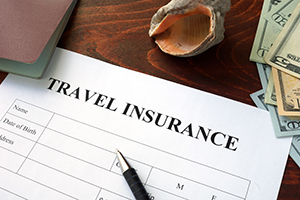 海外旅行では海外旅行保険が必須！ 保険加入のタイミングは？